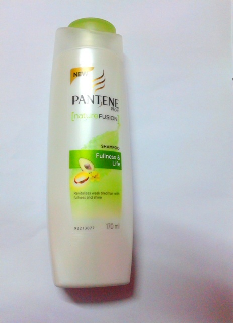 Pantene Nature Fusion Shampoo Fullness & Life