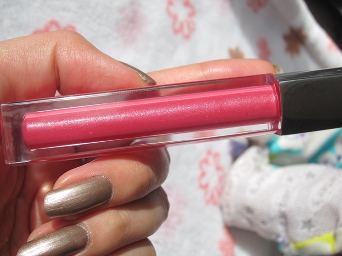 Pink Lip Gloss 1