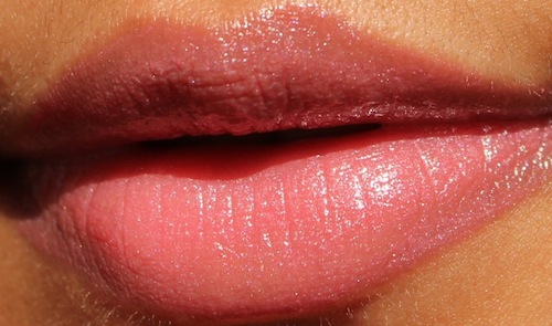 Revlon-LipGlide-Sterling-Petal-Lipstick-lips