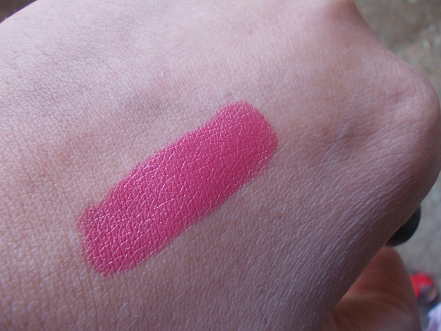 Revlon Super Lustrous Creme Lipstick Berry Rich Swatch