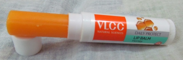 VLCC Daily Protect Honey Lip Balm (1)