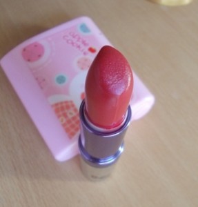 colorbar creme touch lipstick candy shot 2