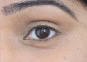 Conceal Dark Circles Using Maybelline Color Tattoo in Fierce n Tangy 4