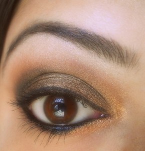Copper eye makeup