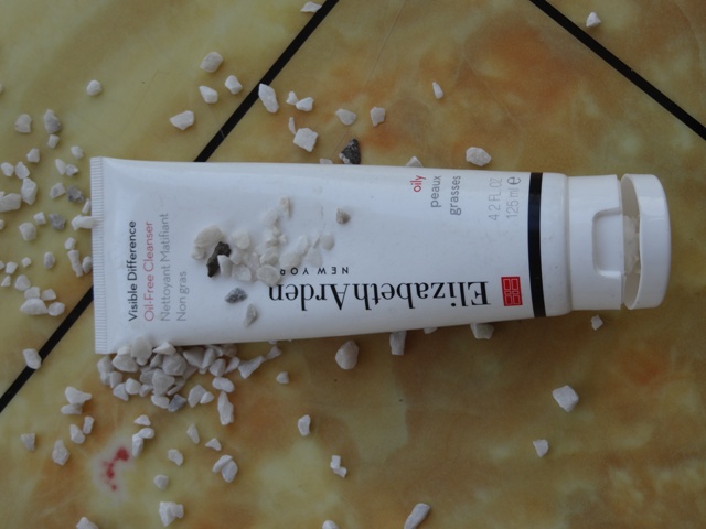 Elizabeth+Arden+Visible+Difference+Oil+Free+Cleanser+Review