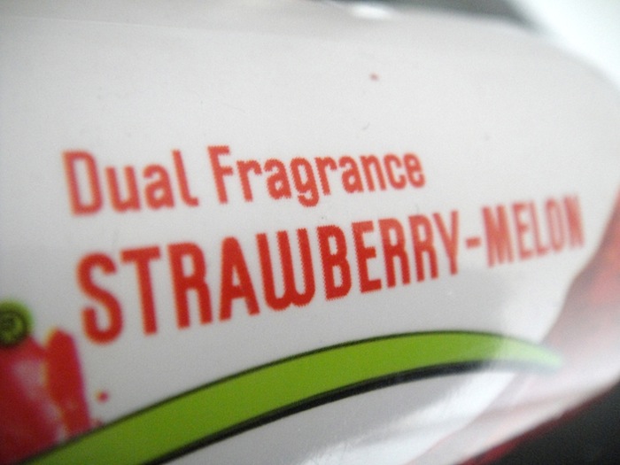 Eva-Dual-Fragrance-Strawberry-Melon-Deodorant-1