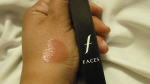 Faces Go Chic Lip Gloss Caramelized (6)