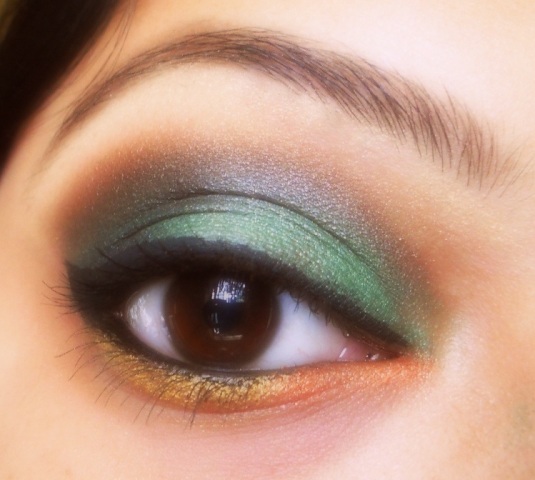 Green Orange gold eyemakeup tutorial