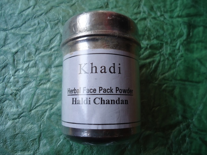 Khadi+Herbal+Face+Pack+Powder+with+Haldi+Chandan+Review