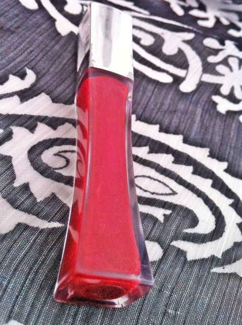 L’Oreal Infallible 8 HR Le Gloss  Rebel Red (3)