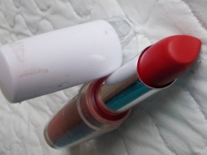 Maybelline Super Stay 14hr Lipstick Continous Cranberry (2)