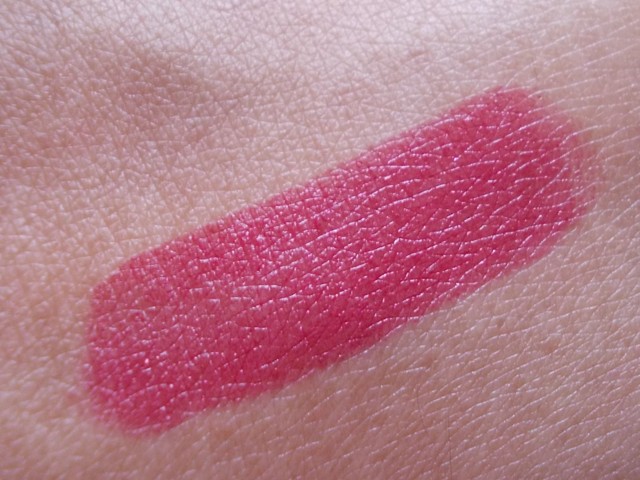 Maybelline Super Stay 14hr Lipstick Enduring Ruby Swatch