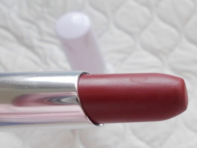 Maybelline super stay 14hr lipstick timeless crimson (9)