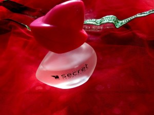 Secret Temptation Spray Perfume Mystery (3)