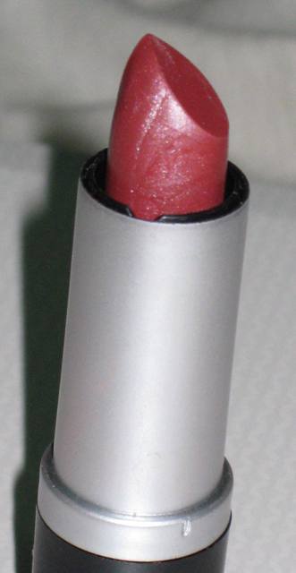 Streetwear Color Rich LIpstick Pink Currant (7)