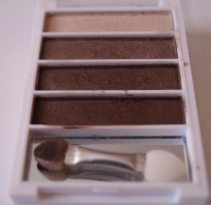e.l.f Essential Flawless Eyeshadow - Tantalizing Taupe (3)