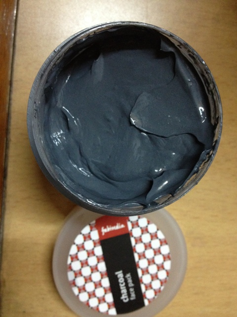 Fabindia Charcoal Face Pack (7)
