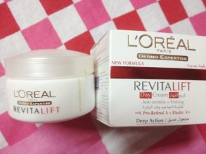 L'Oreal Revitalift Anti-Wrinkle and Firming Day Cream (3)