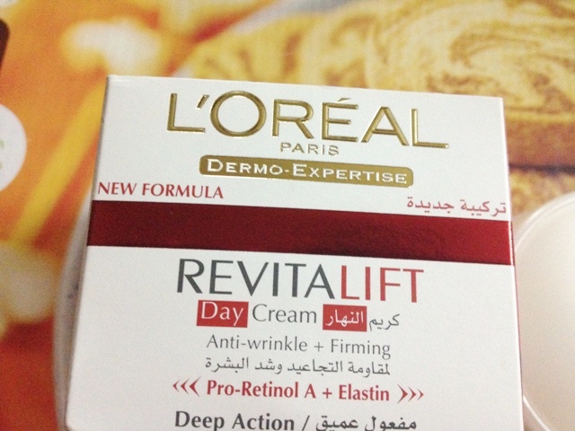 L'Oreal Revitalift Anti-Wrinkle and Firming Day Cream (6)