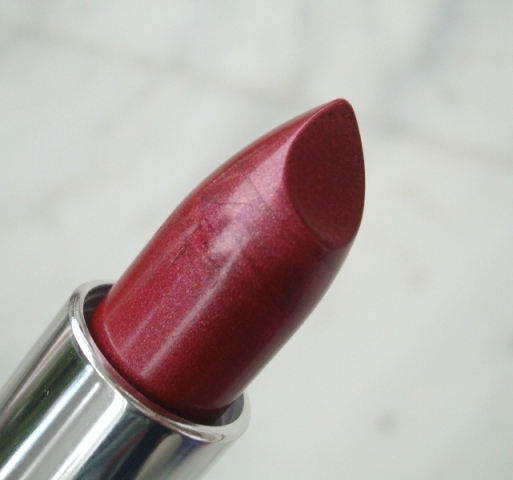 Maybelline colorsensational lipstick Plum Paradise (3)