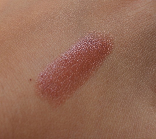 Revlon-Moisture-Stay-Lip-Color-Toffee-swatches