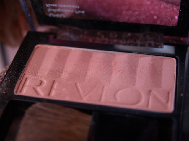 Revlon Powder Blush - Softspoken Pink  5