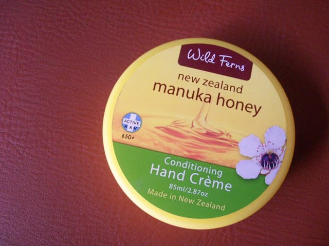 Wild Ferns Manuka Honey Conditioning Hand Crème (4)