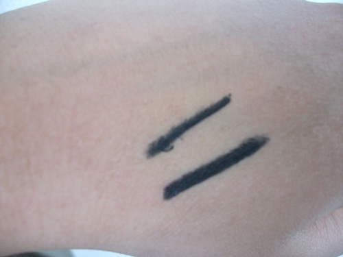 faces long lasting eyeliner swatch