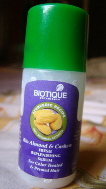 Biotique Bio Almond and Cashew Fresh Replenishing Serum