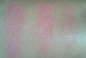 Bourjois Blush in 33 Lilas D'Or swatches