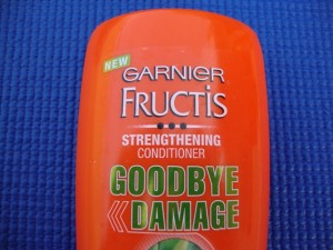 Garnier Fructis Strengthening Conditioner Goodbye Damage (5)