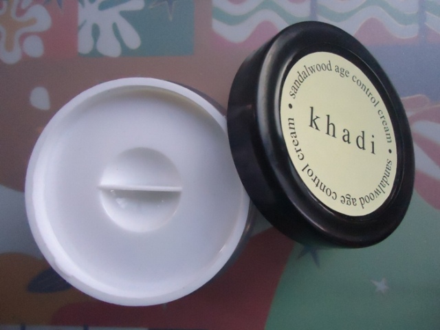 Khadi Sandalwood Herbal Massage Cream (3)