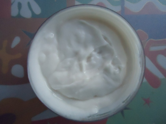 Khadi Sandalwood Herbal Massage Cream (4)
