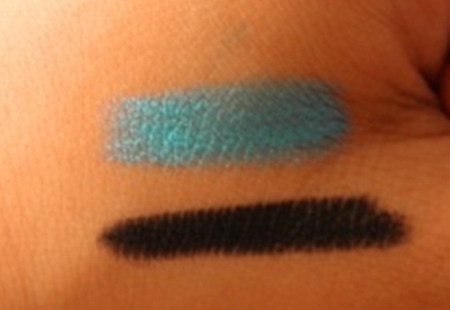 Kryolan Ikonic Gel Liner Pencil in Turquoise swatches