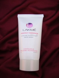 Lakme Perfect Radiance Intense Whitening Face Wash