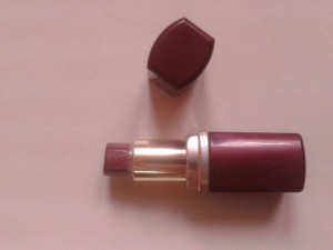 Lakme Enrich Classis Fig lipstick10) (9)