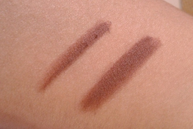 Lakme Perfect Definition Lip Liner - Walnut swatches (2)