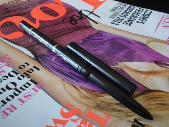 L’Oreal Paris Pencil Perfect Self-Advancing Eyeliner - Carbon Black (5)