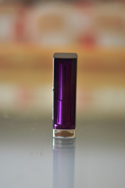 Maybelline Color Sensational Lipstick - Yummy Plummy (3)