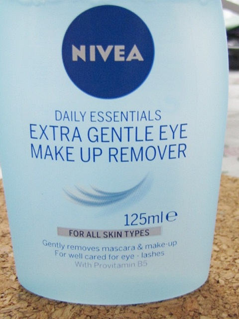 Nivea Daily Essentials Extra Gentle Makeup Remover 2