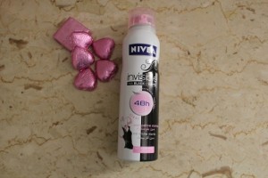 Nivea Invisible for Black and White Deodorant (6)