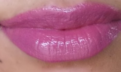 lilac lip gloss (2)