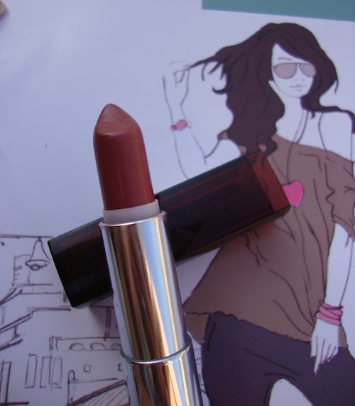 Maybelline Lipstick in taupe