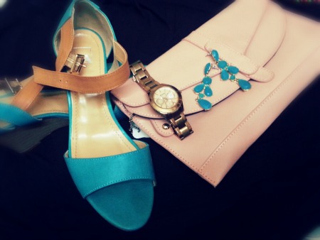 outfit accessories