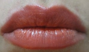 peachy lips