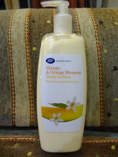 Boots+Mango+and+Orange+Blossom+Body+Lotion+Review