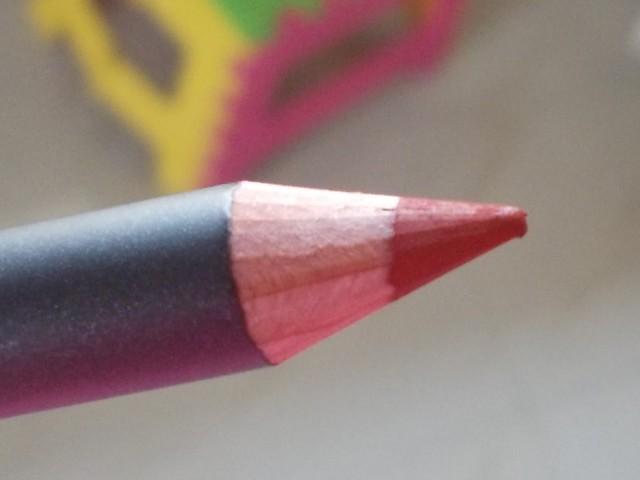 MAC Lip Pencil Brick (2)