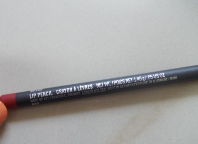 MAC Lip Pencil Brick (6)