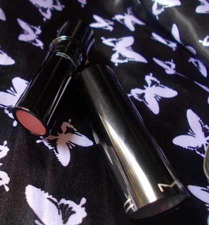 MAC Sheen Supreme Lipstick Impressive (7)