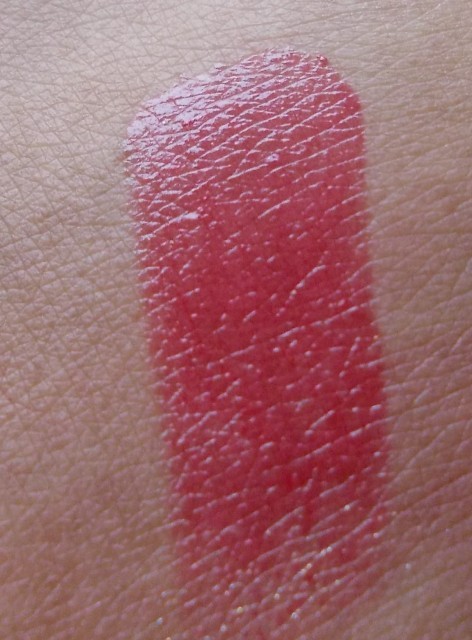 MAC Sheen Supreme Lipstick - New Temptation swatch